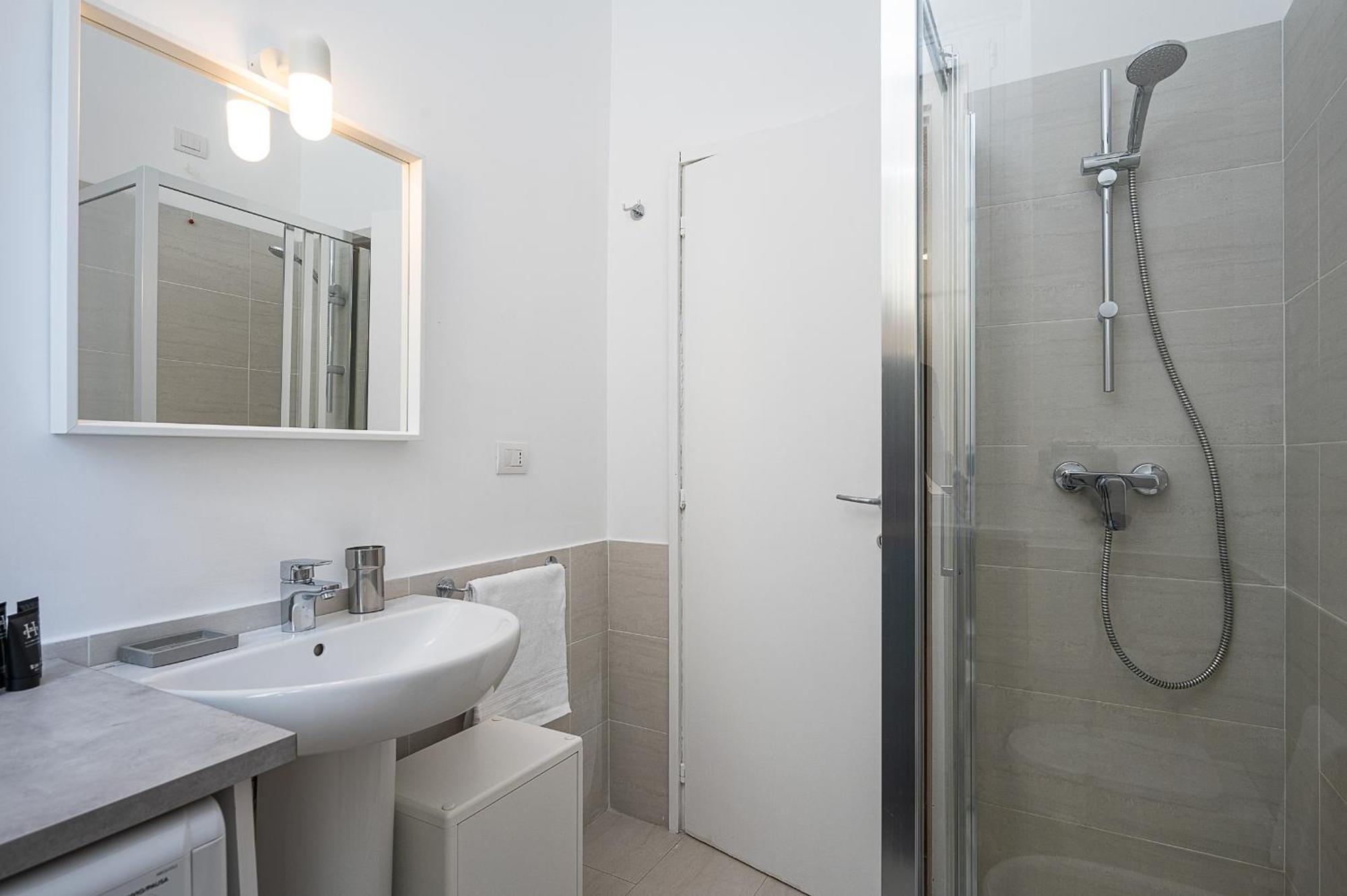 Classbnb - Ampio Appartamento A 1Km Da Citylife Милан Экстерьер фото